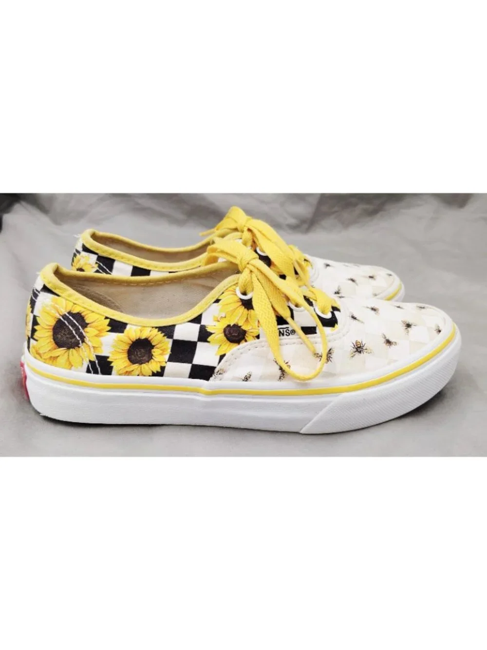 Vans Authentic Sunflower Bee Checkerboard Shoes Yellow Youth Size 3 Canvas